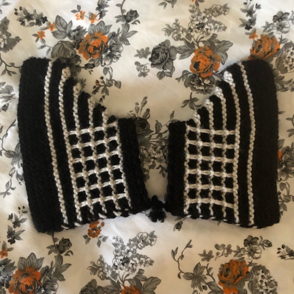 Slipper socks/NEW/knitted 🧶. Shoe shaped.